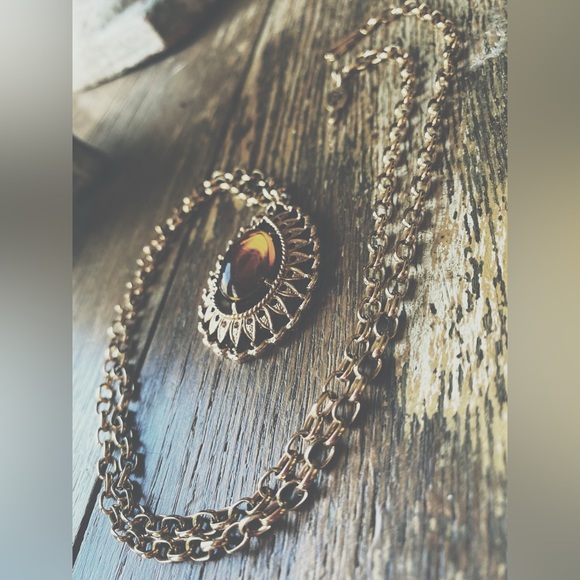 Sara Coventry Two Piece Pendant & Chain - Picture 8 of 10